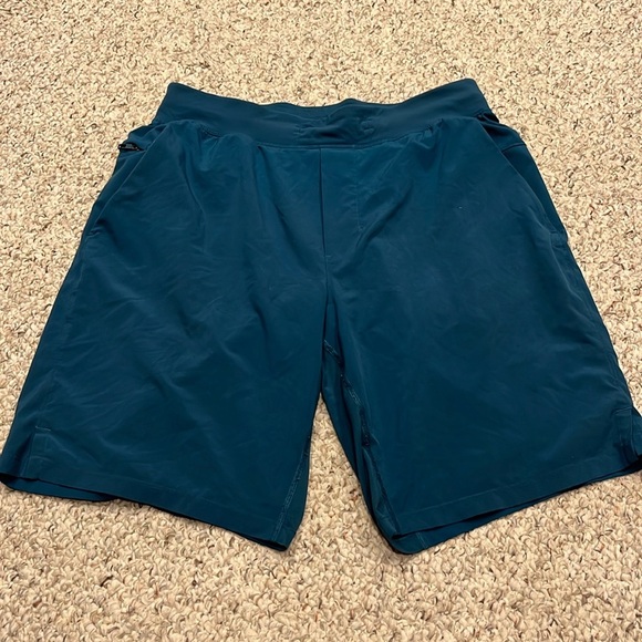 Lululemon Mens THE Short 9" Linerless Sz Medium Bermuda Teal Active Training - Picture 1 of 8